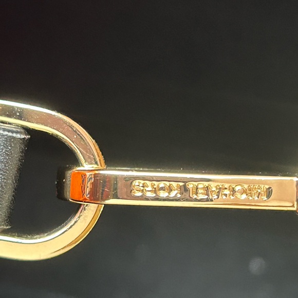 Michael Kors Park Metro Black and Gray Bucket Tote Approx. 16 x 11 x 6 - Picture 9 of 13